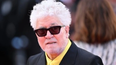 İspanyol y&ouml;netmen Almodovar'dan Cannes'da Netanyahu i&ccedil;in "canavar" benzetmesi