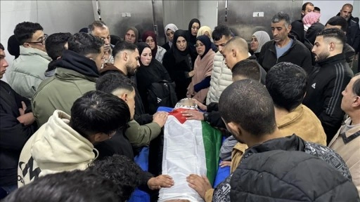 İsrail askerleri Batı Şeria'da Filistinli bir &ccedil;ocuğu g&ouml;ğs&uuml;nden vurarak &ouml;ld&uuml;rd&uuml;