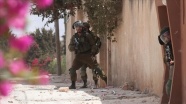 İsrail askerleri Nablus'ta 11 Filistinliyi yaraladı