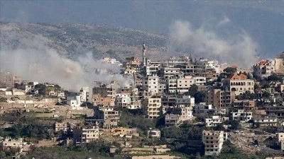 İsrail, ateşkese rağmen L&uuml;bnan'ın g&uuml;neyinde saldırılarını s&uuml;rd&uuml;r&uuml;p evleri havaya u&ccedil;urdu