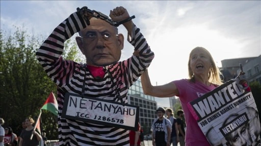 İsrail Başbakanı Netanyahu, Washington'a ziyareti öncesinde Beyaz Saray önünde protesto edildi