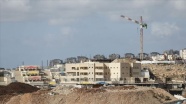 İsrail, Batı Şeria'da 1800 yasa dışı konut inşa edecek