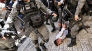 İsrail, Batı Şeria&#039;da 60 Filistinliyi tutukladı