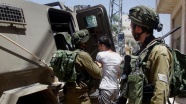 İsrail Batı Şeria'da 7 Filistinliyi gözaltına aldı