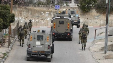 İsrail, Cenin'de Filistinlilere ait bazı evlere el koyarak askeri kışlaya dönüştürdü