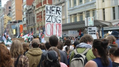 İsrail Cumhurbaşkanı Herzog'un Avustralya ziyaretinin son g&uuml;n&uuml;nde de protestolar d&uuml;zenlendi