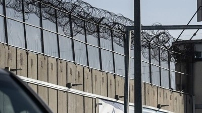 İsrail'de Ganot Cezaevi y&ouml;netimi, Filistinli tutukluların bayram namazı kılmasını engelledi