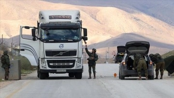 İsrail, Eriha'ya giriş-çıkışları kapatırken Ürdün'e seyahatleri de engelliyor