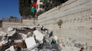 İsrail Filistinlilere ait binayı yıktı