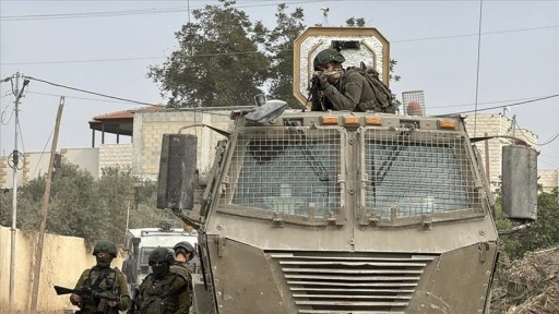 İsrail, Gazze'de uluslararası güç konuşlanana kadar "oldu-bitti" peşinde