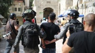 İsrail güçleri Batı Şeria ve Doğu Kudüs&#039;te 17 Filistinliyi gözaltına aldı