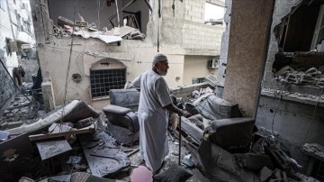 İsrail güçleri, Gazze'deki Şifa Hastanesi'nin ameliyathane bölümünü vurdu