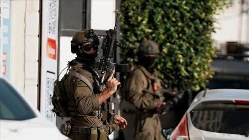 İsrail güçleri, işgal altındaki Batı Şeria'da iki ABD'li aktivisti gözaltına aldı