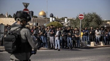 İsrail güçleri Mescid-i Aksa'da Cuma Namazı kılınmasını 8 haftadır kısıtlıyor