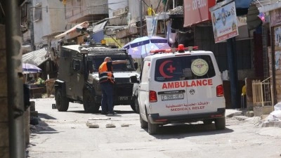 İsrail g&uuml;&ccedil;lerinin Batı Şeria'da hastaneye ulaşmasını​​​​​​​ engellediği ambulanstaki hamile kad