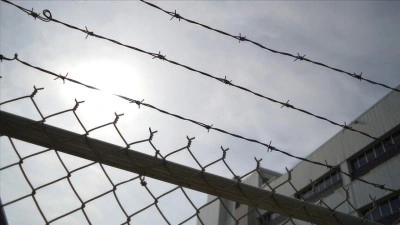 İsrail hapishanesindeki Filistinli kadınlar sık sık baskın ve k&ouml;t&uuml; muameleye maruz kalıyor