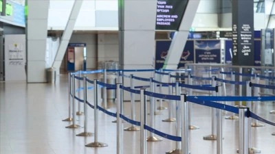 İsrail'in Ben Gurion Havalimanı bir paketten &ccedil;ıkan zehirli duman nedeniyle tahliye edildi