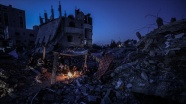 İsrail&#039;in bombaladığı evinin enkazında yaşayan Gazzeli Arafat: Gidecek başka yerim yok