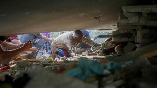 İsrail'in Gazze'nin çeşitli bölgelerine düzenlediği saldırılarda 30 Filistinli hayatını ka