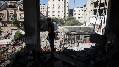 İsrail'in Gazze'ye d&uuml;zenlediği saldırıda Filistinli anne ve 4 &ccedil;ocuğu canından oldu