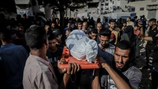 İsrail'in Gazze'ye saldırılarında aralarında çocukların da olduğu 19 Filistinli hayatını k