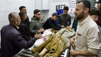 İsrail&rsquo;in Gazze&rsquo;ye saldırısında ikizlere hamile anne ve 2 &ccedil;ocuğu hayatını kaybetti