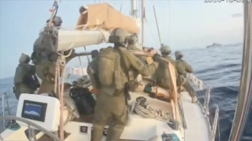 İsrail'in Küresel Sumud Filosu'na saldırısı sürüyor