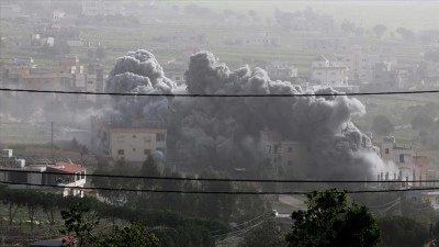 İsrail'in L&uuml;bnan'ın doğusunda bir binaya d&uuml;zenlediği hava saldırısında 10 kişi &ouml;ld&uuml;