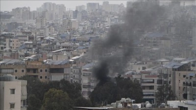 İsrail'in L&uuml;bnan'ın g&uuml;neyinde bir pazar yeri ve evi hedef alması sonucu 8 kişi &ouml;ld&uuml;