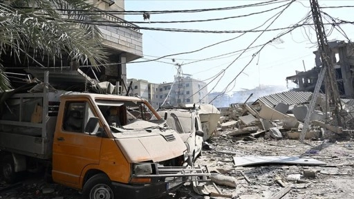 İsrail'in Lübnan’ın güneyine düzenlediği hava saldırısında 3 kişi yaşamını yitirdi