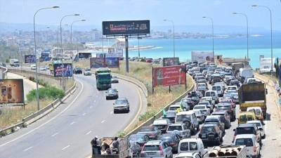 İsrail'in yerinden ettiği L&uuml;bnanlılar, ABD-İran mutabakatının ardından temkinli şekilde evlerin
