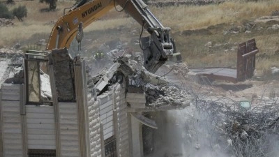 İsrail, işgal altında tuttuğu Doğu Kud&uuml;s&rsquo;te Filistinlilere ait bir ev ile ticari tesisi yıktı