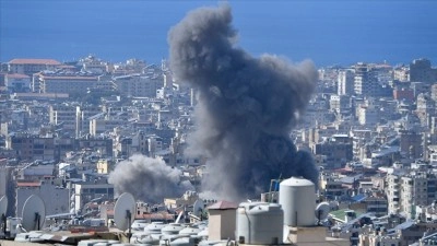 İsrail, L&uuml;bnan'ın başkenti Beyrut'taki Dahiye b&ouml;lgesine hava saldırısı d&uuml;zenledi