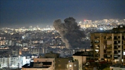 İsrail, L&uuml;bnan&rsquo;ın g&uuml;neyine ve doğusuna şiddetli hava saldırıları d&uuml;zenledi