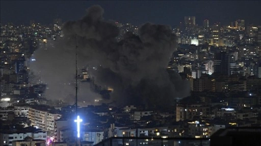 İsrail, Lübnan'ın güneyine yoğun hava saldırıları düzenledi