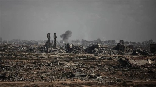 İsrail ordusu ateşkese rağmen Gazze'de evlerine dönmeye çalışan 5 Filistinliyi öldürdü
