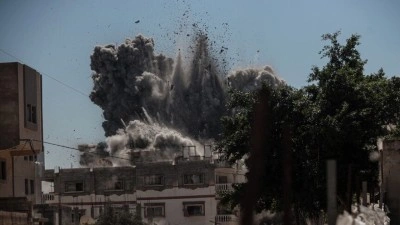 İsrail ordusu ateşkese rağmen Gazze'de sivillerin evlerini bombaladı, balık&ccedil;ılara ateş a&ccedil;tı
