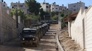 İsrail ordusu, Batı Şeria'nın Cenin kentine yönelik saldırılarını genişleterek sürdürdü