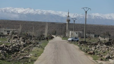 İsrail ordusu, bir grup İsraillinin işgal altındaki Golan Tepeleri'nden Suriye'ye girdiğini a&ccedil;ıkladı