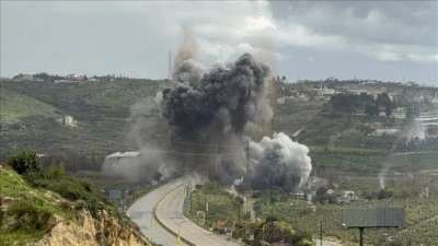 İsrail ordusu L&uuml;bnan'da k&ouml;pr&uuml;leri hedef alarak &uuml;lkenin g&uuml;neyini izole etmeyi ama&ccedil;lıyor