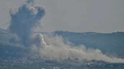 İsrail ordusu, L&uuml;bnan'ın g&uuml;neyindeki bir&ccedil;ok b&ouml;lgede saldırılarını yoğunlaştırdı