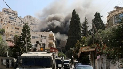 İsrail ordusundan işgal altındaki Batı Şeria'da baskın ve g&ouml;zaltı operasyonu