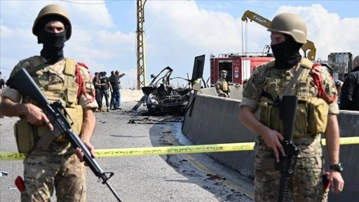 İsrail ordusunun Lübnan'da İHA'yla hedef aldığı araçta bir kişi öldü