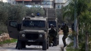 İsrail polisi 2 Filistinli çocuğu gözaltına aldı