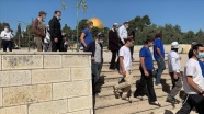 İsrail polisi eşliğindeki 257 fanatik Yahudi, Mescid-i Aksa&#039;ya baskın yaptı