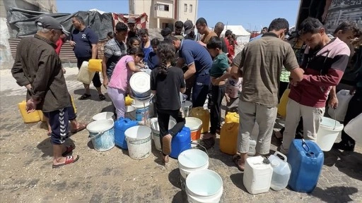 İsrail saldırıları altındaki Gazze'de su krizi devam ediyor