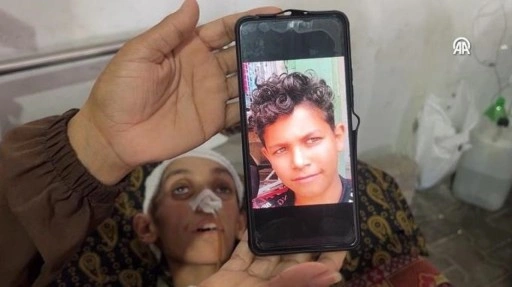 İsrail saldırısında başından yaralanan 14 yaşındaki Musab, 2 aydır yaşamla ölüm arasında