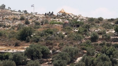 İsrail, son 3 yılda Batı Şeria&rsquo;da 185 ka&ccedil;ak yerleşim birimi kurdu; 118 Filistinli topluluğu yerinden