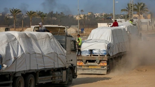 İsrail temel malzeme girişini kısıtladığı Gazze'deki trajik durumu lüks ürünlerle örtbas etmeye çalışıyor
