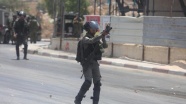 İsrail temmuzda 880 Filistinliyi gözaltına aldı